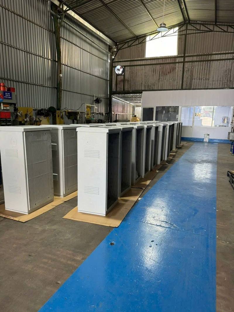 Sản xuất tủ bảng điện